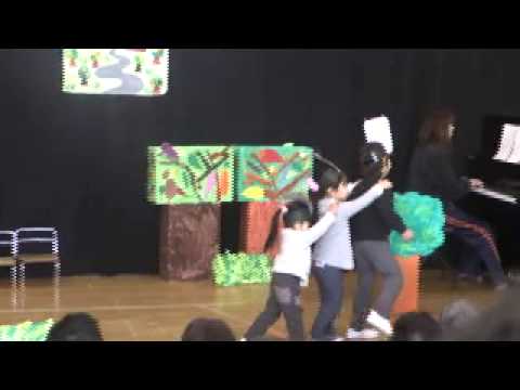 劇 十二支の始まり ５歳児 動物たち全員にしっかり見せ場がある こどもっと 子育て 保育のための手遊び 体操共有サイト